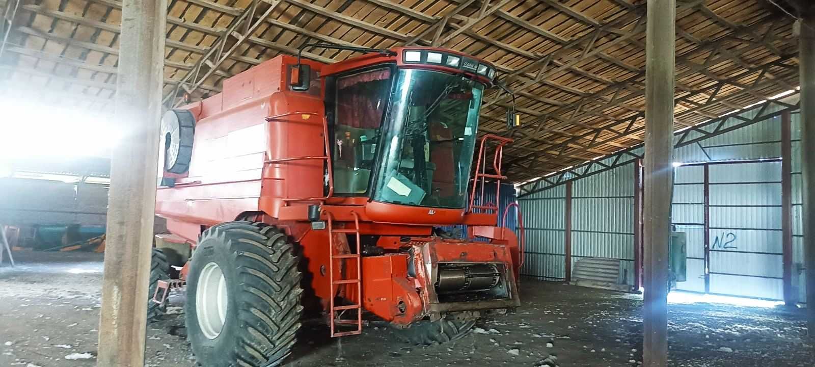Комбайн Case-2388 з жаткою Case-1010 7,6м, приставкою та візком