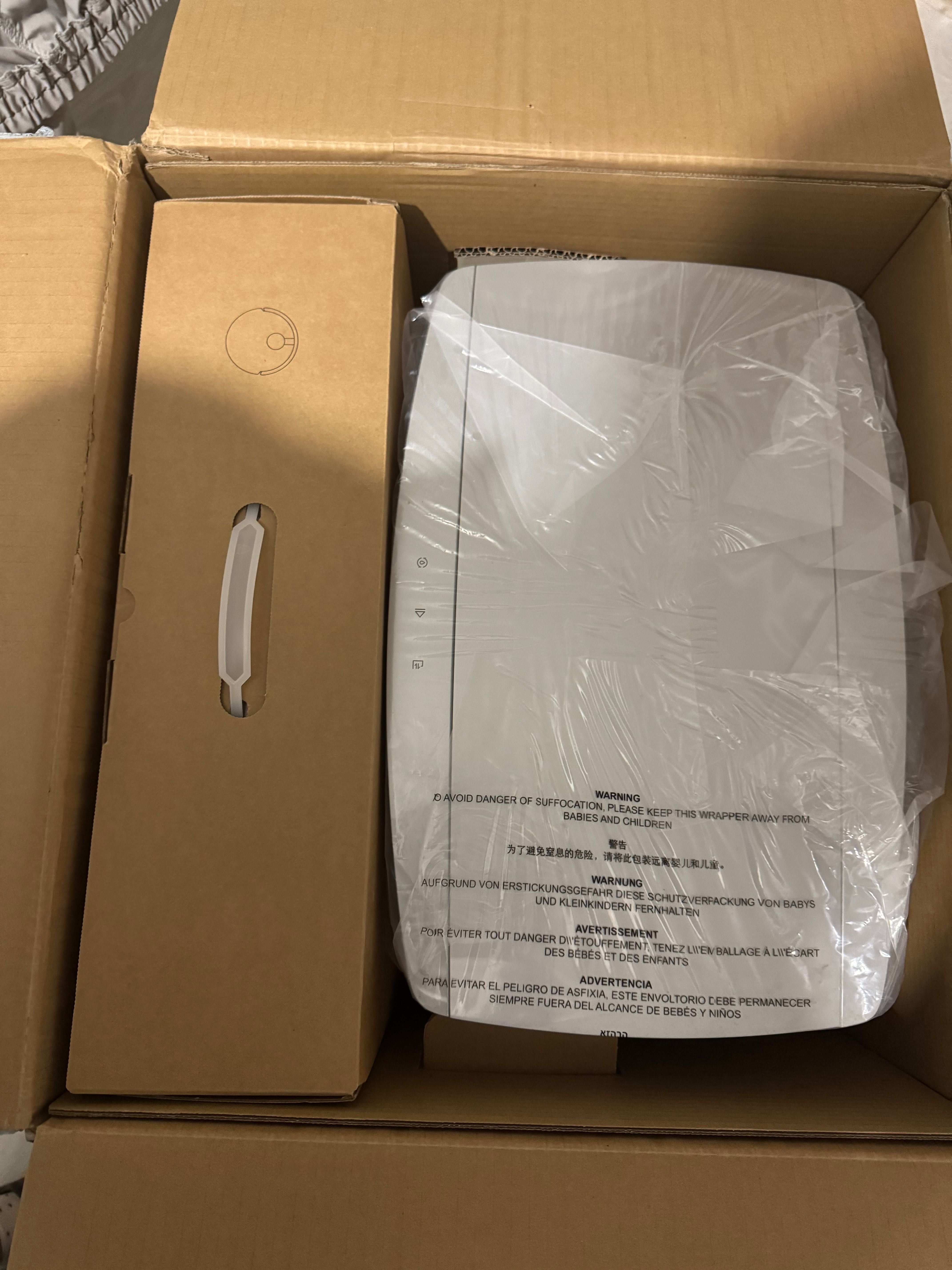 Ecovacs Deebot X1 Omni Миючий робот-пилосос з вологим прибиранням