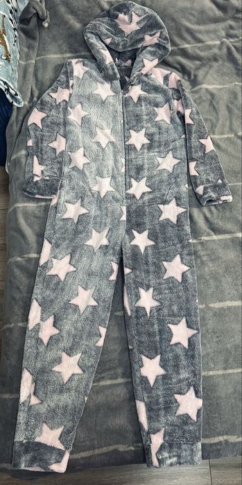 Onesie kombinezon kostium szary w gwiazdki
