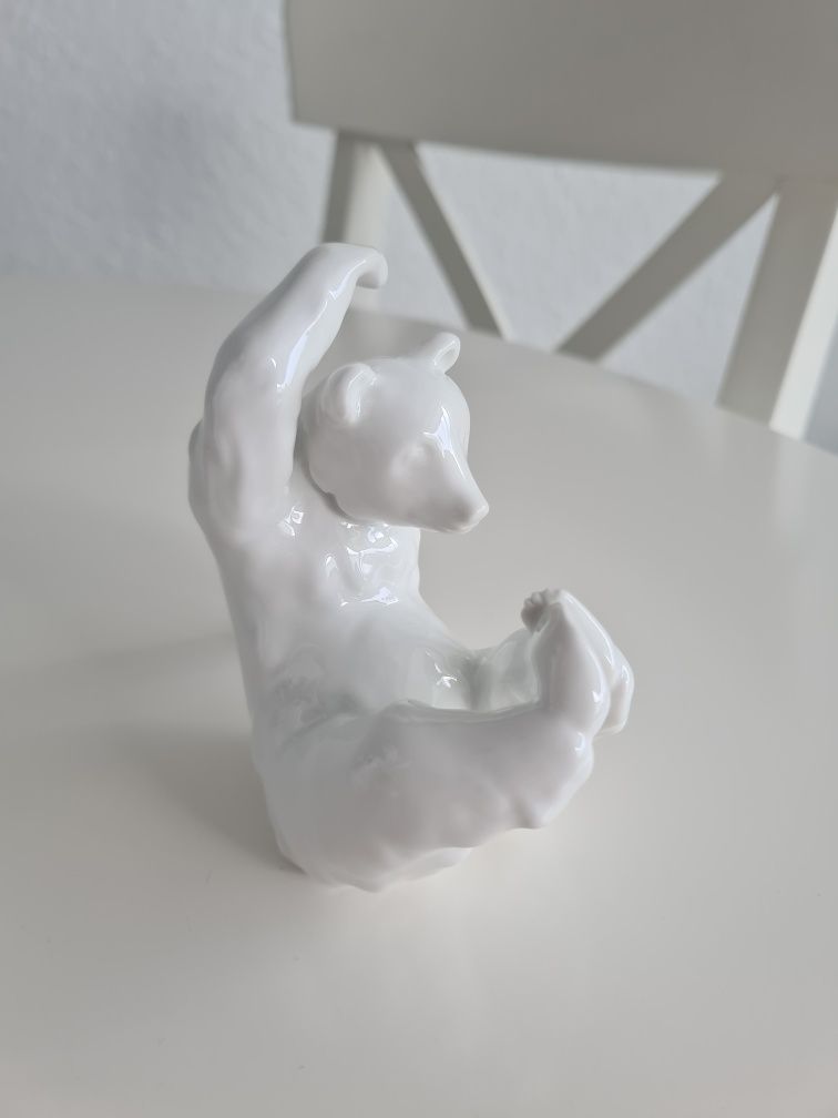 Porcelanowy niedźwiadek KPM figurka