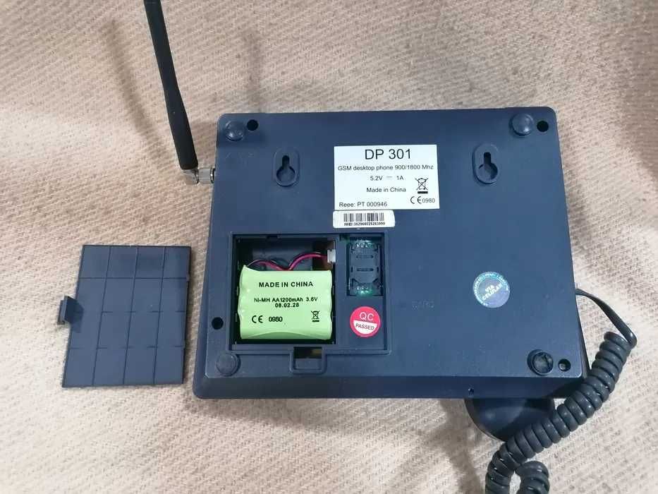 Telemóveis com aspecto de "fixos" de cartão da optimus colecionáveis