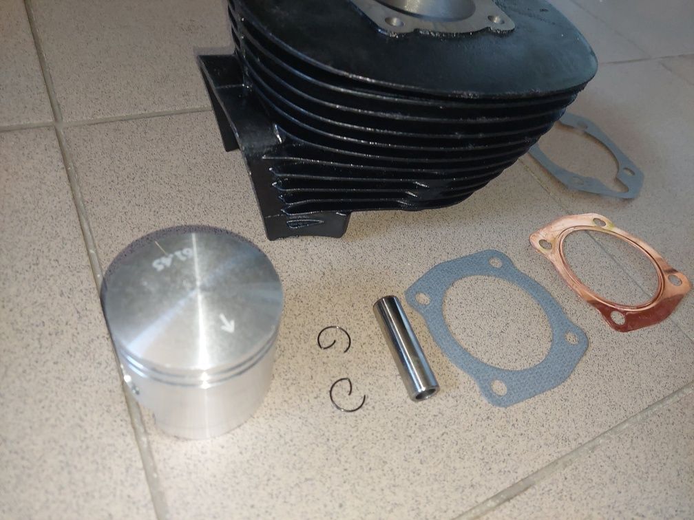 Fabrycznie nowy cylinder tlok silnika s32 s34 shl m11 175 wfm kpl