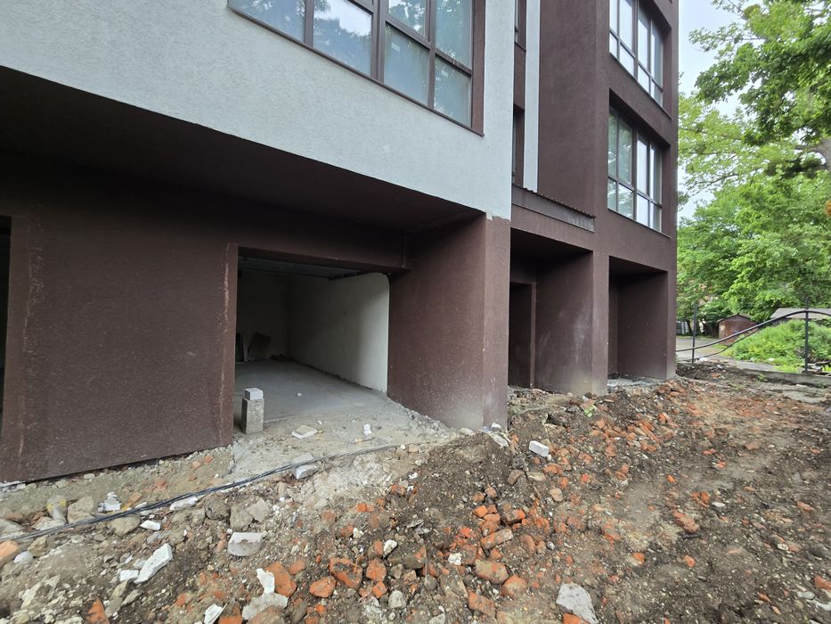 Продам 2 гаражі в ЖК АТМОСФЕРА по вул. ЛЕНКАВСЬКОГО