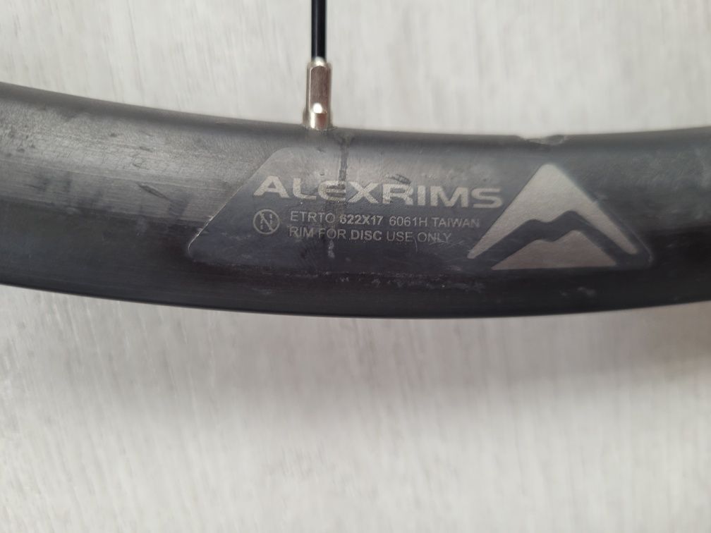 Zestaw kół 700C 28" koła rowerowe MERIDA comp sl alexrims, piasty VP