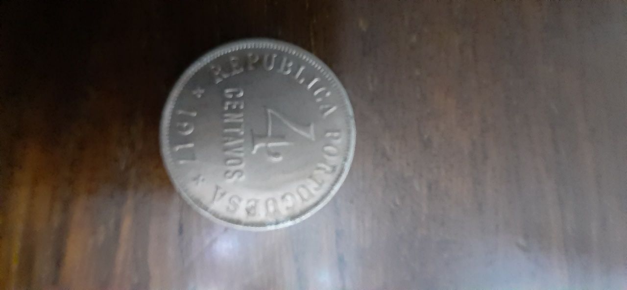 Moeda de 4 centavos de 1917