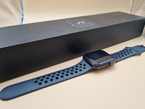 Jak nowy Apple Watch Series 5 Nike e-sim