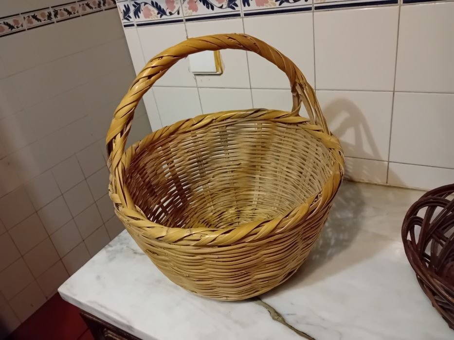 Conjunto de 2 Cestinhas em Verga