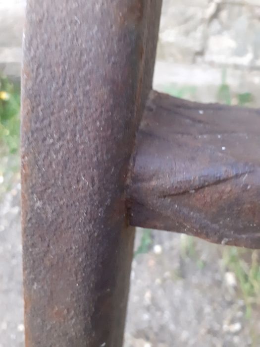 Драбина залізна,широкі сходинки,приставна