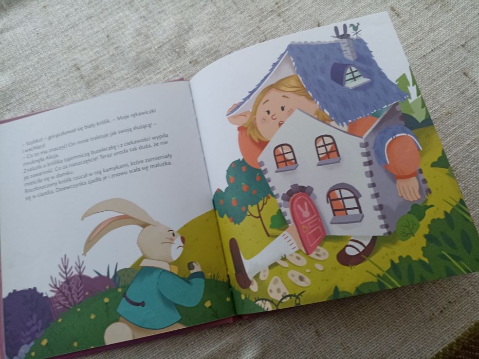 Alicja w krainie czarów 
Najpiękniejsze bajki dla dzieci 
Wydawnictwo