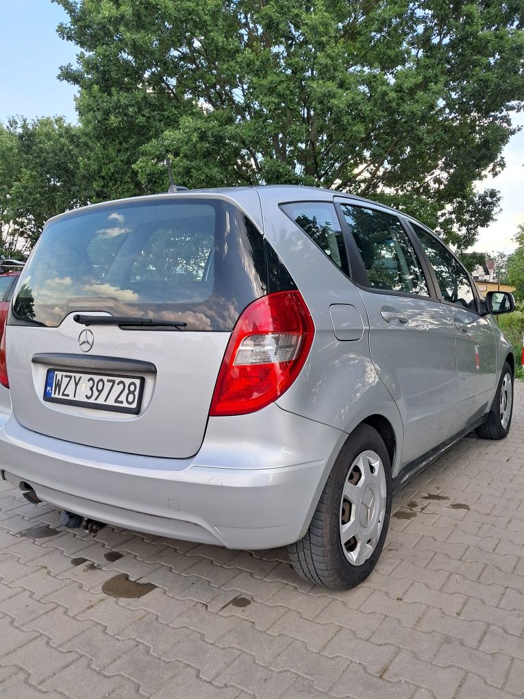 Mercedes A 180 klima, mały przebieg