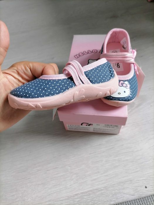 Kapcie/trampki Hello Kitty 20 nowe