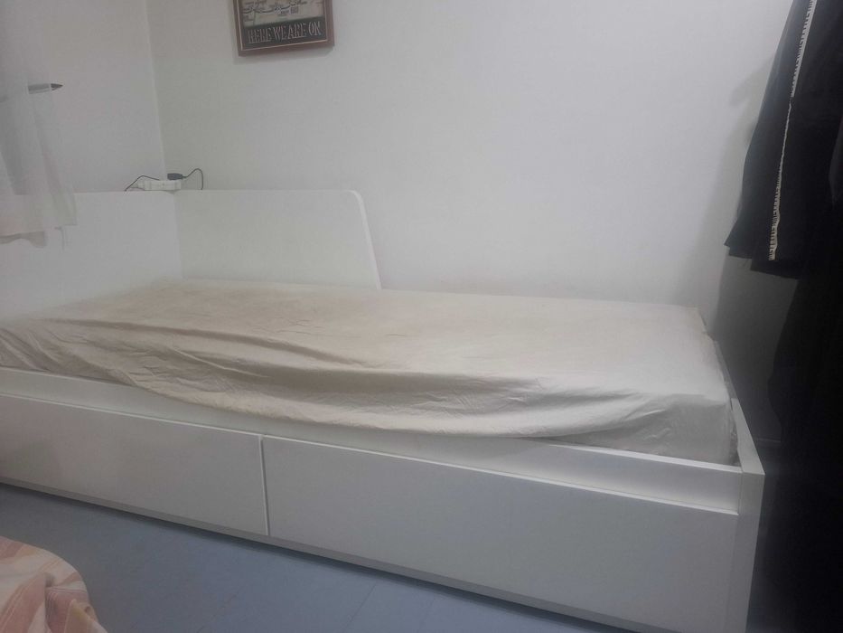 Leżanka Flekke Ikea z bardzo dobrym materacem