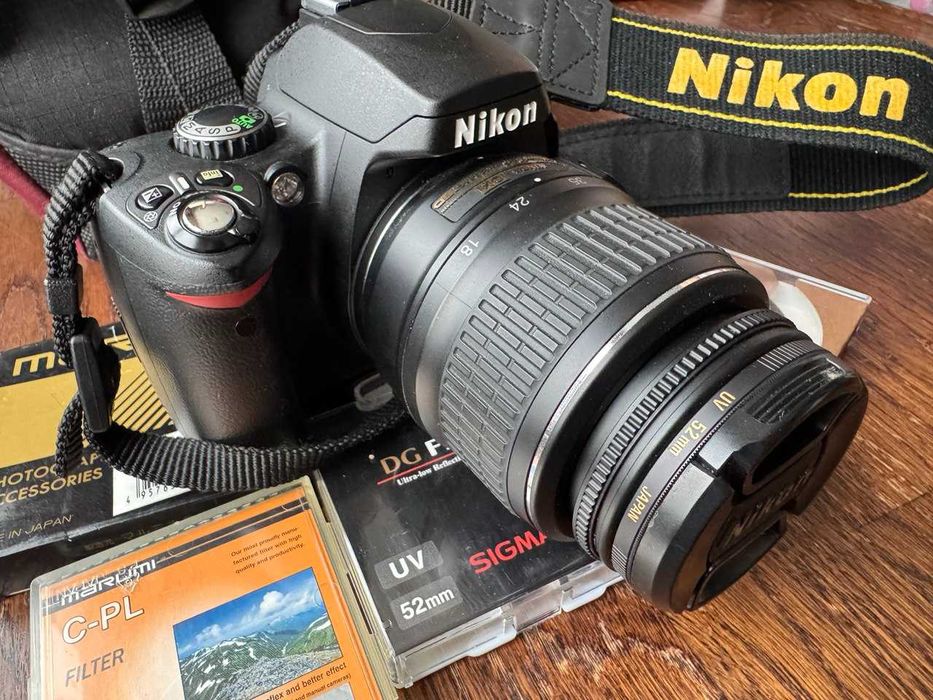 Фотоаппарат Nikon D40 Kit, вспышка Nikon sb-600