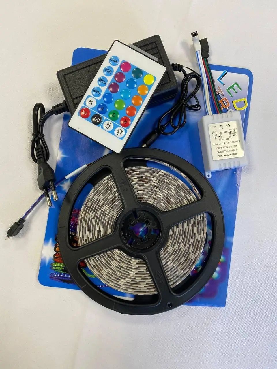 Комплект кольорова стрічка LED IP54 SMD 2835 RGB 5 м + контролер + бло