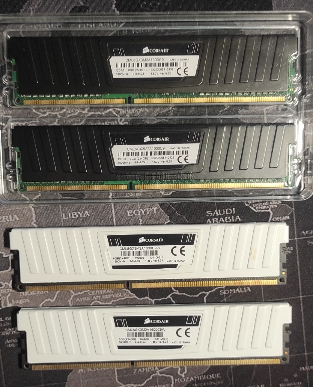 Оперативна пам'ять Corsair DDR3 16 Гб (4*4Гб)