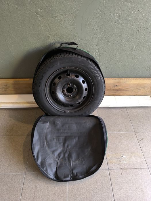 Opona Pirelli P3000, 175/70R14, felga stalowa, pokrowiec