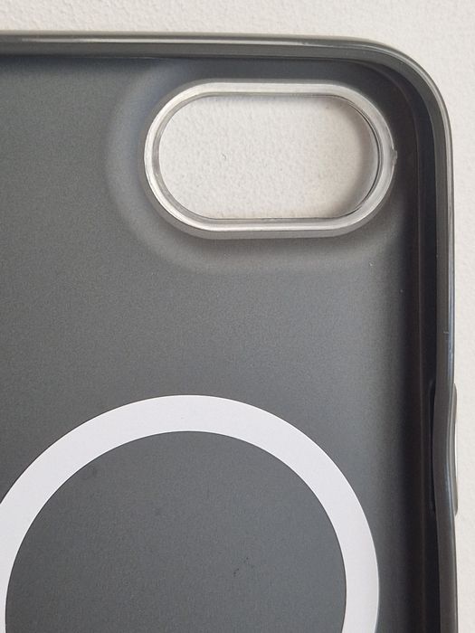 Magsafe Slim Shiny do Iphone 16e czarny