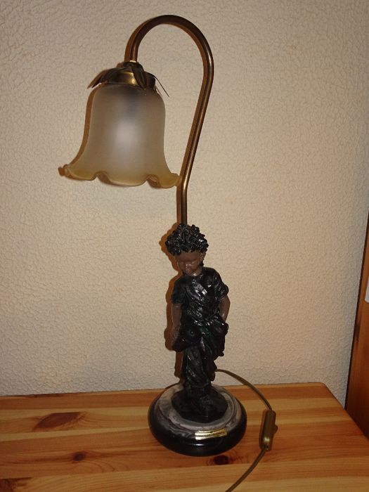 LAMPA Stojąca z PORTUGALII 58cm z ALABASTRU z Figurką Chłopca, Wrocław