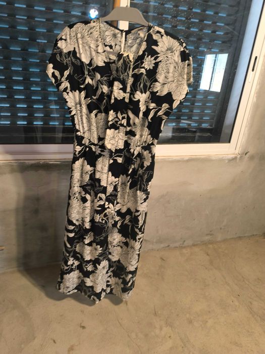 Macacão preto e branco