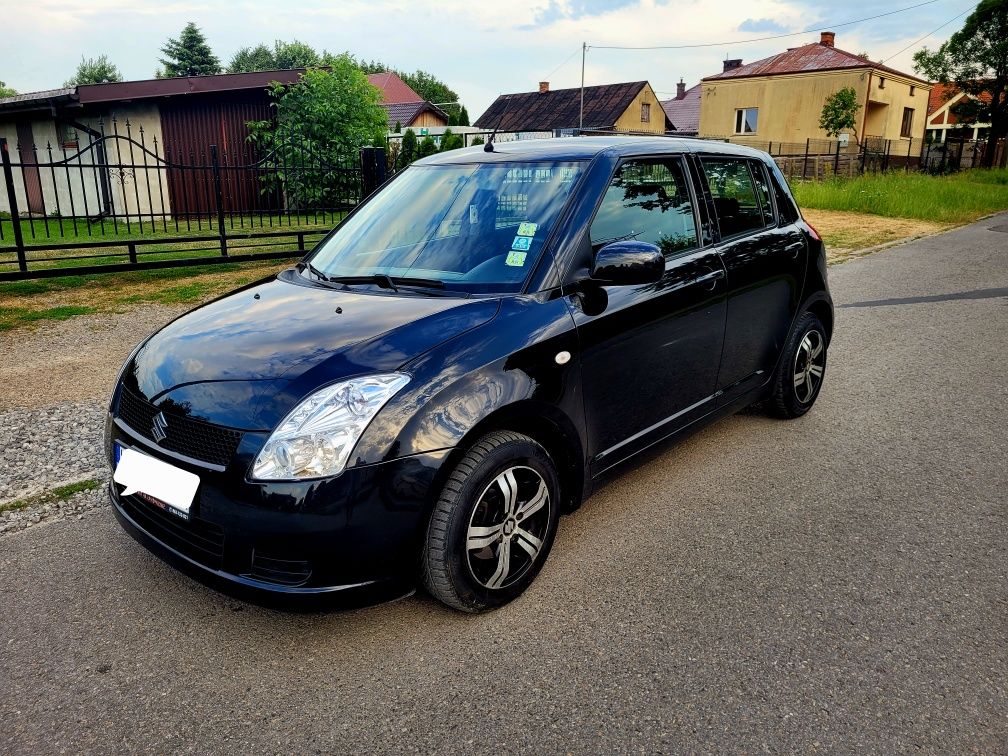 Suzuki Swift 1.3 B