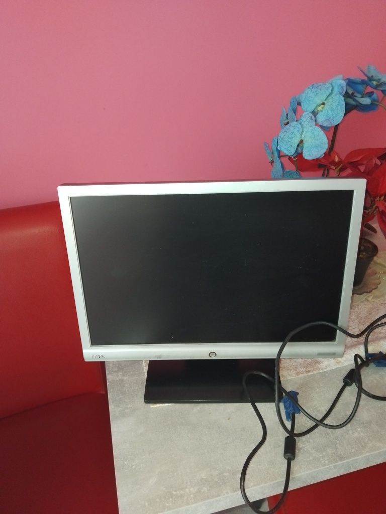 Monitor BENQ 19"