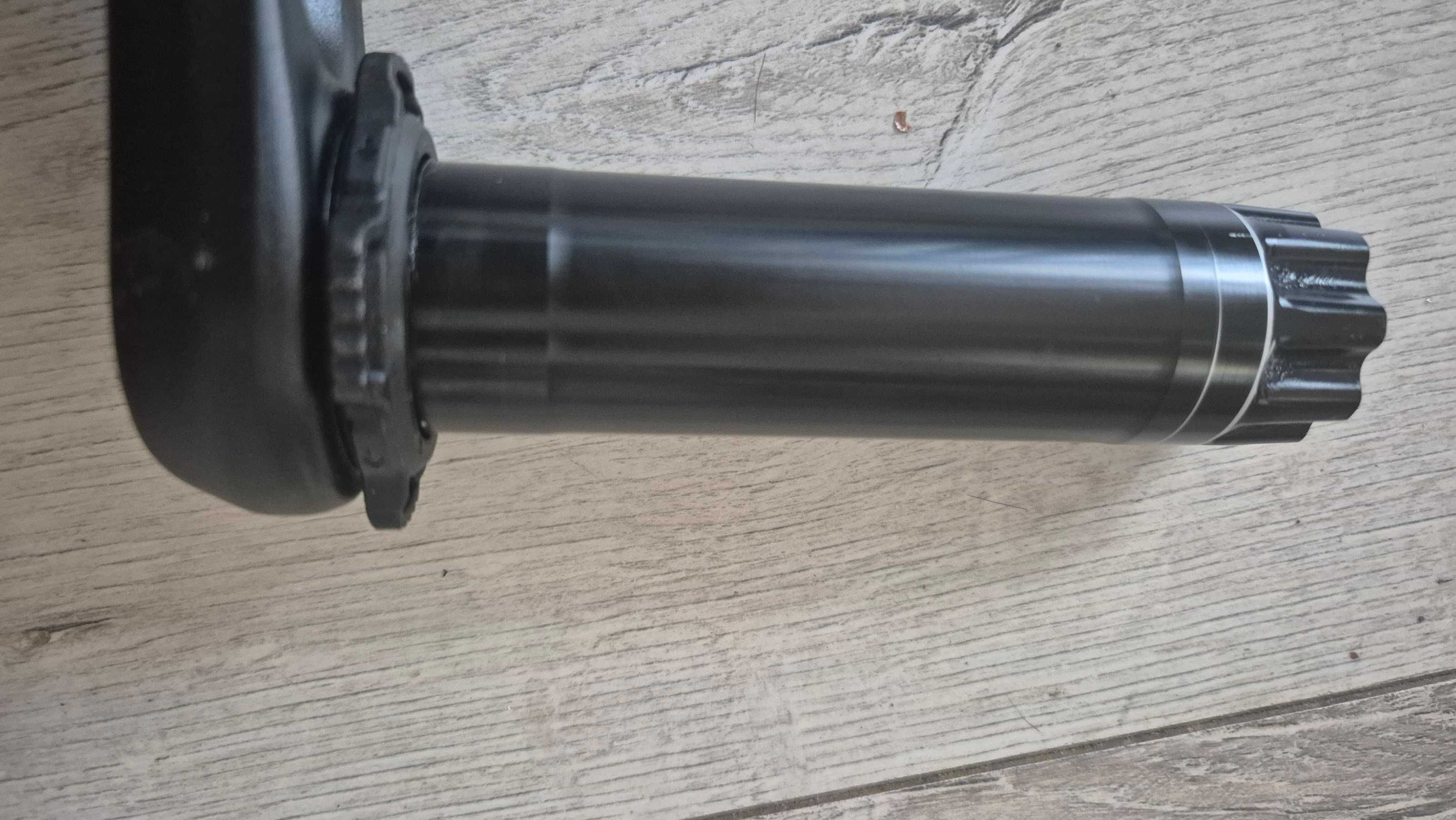 Korba rowerowa 40t DUB 165 mm gravel szosa