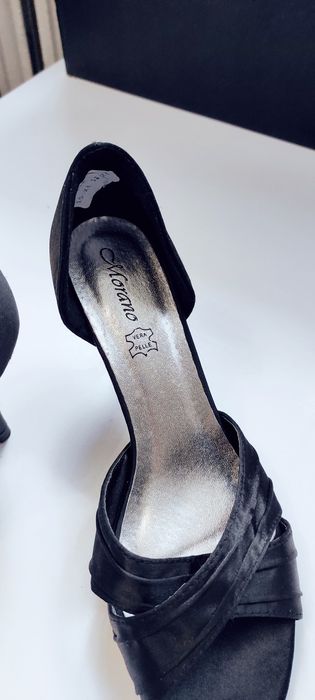 Nowe Piękne sexowne czarne złote wysokie piękne eleganckie na obcasie