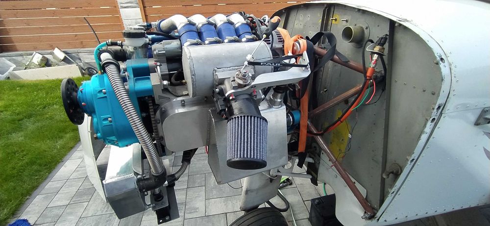 Samolot - silnik lotniczy Aeromomentum AM15H 131HP + śmigło Sensenich