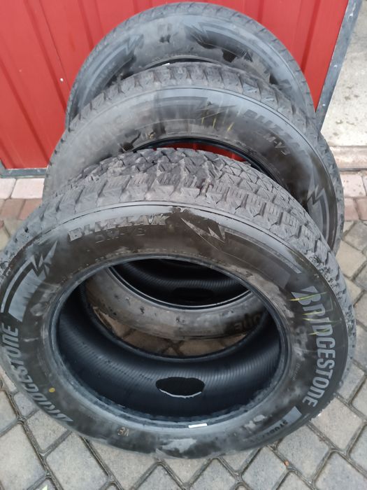 Зимові шини Bridgestone Blizzak