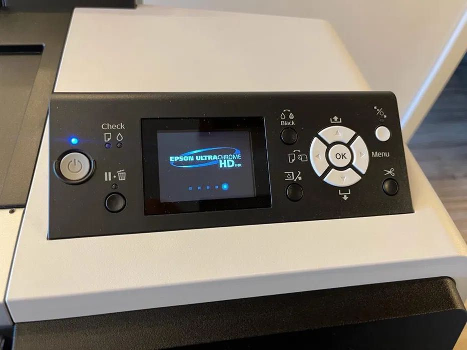 NOWY Ploter drukujący Epson SC-P6000 Sure Color, drukarka A1, 24”