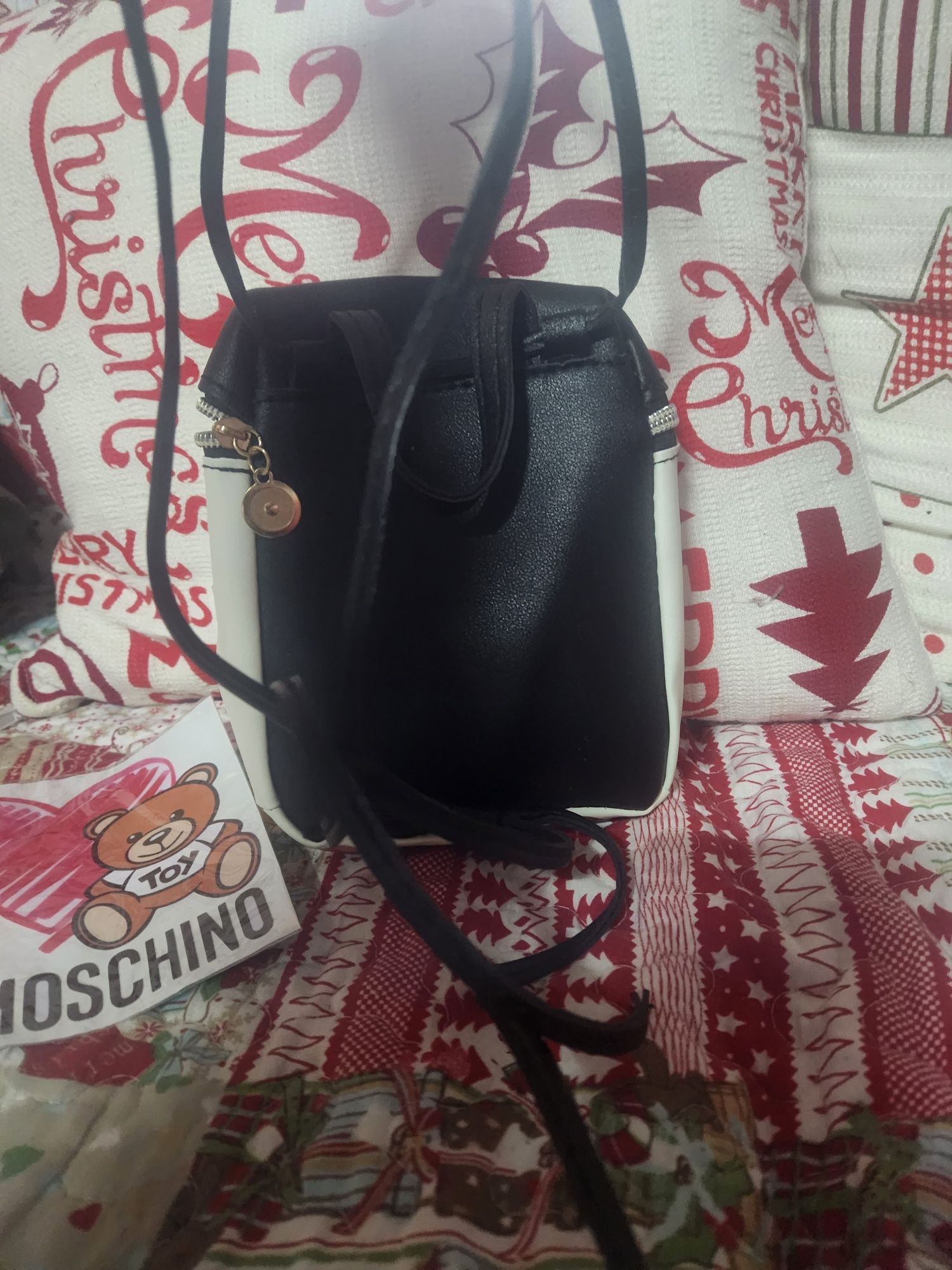 Tiracolo moschino nova com dustbag