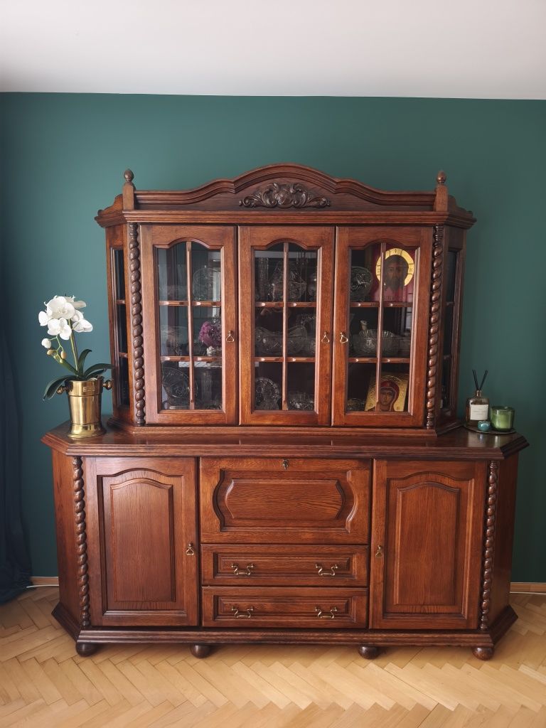 Sprzedam komplet eleganckich mebli drewnianych w idealnym stanie