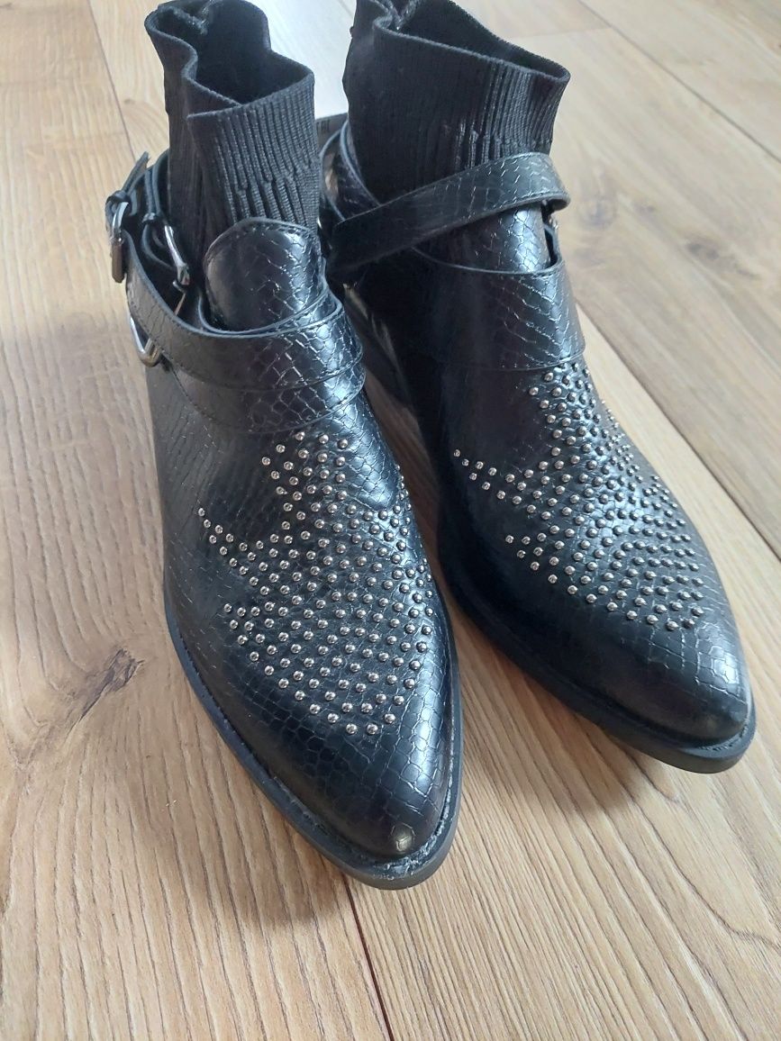 Buty kozaki botki 38 bershka cwieki skóra