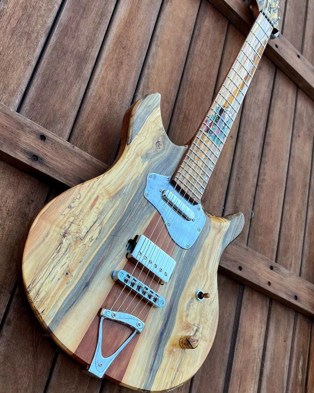 Guitarra eléctrica 'Koi' GF custom Guitars