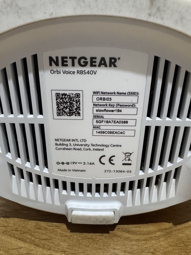 Netgear Orbi RBR50 RBS40V mesh/ap/router