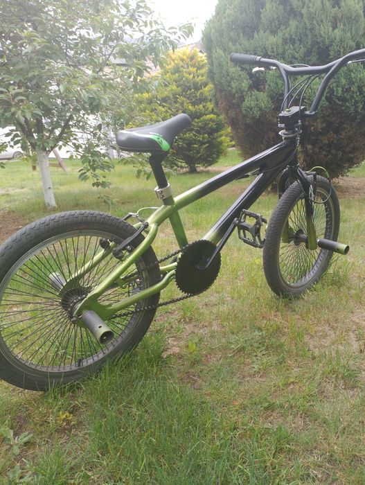 Sprzedam BMX opis