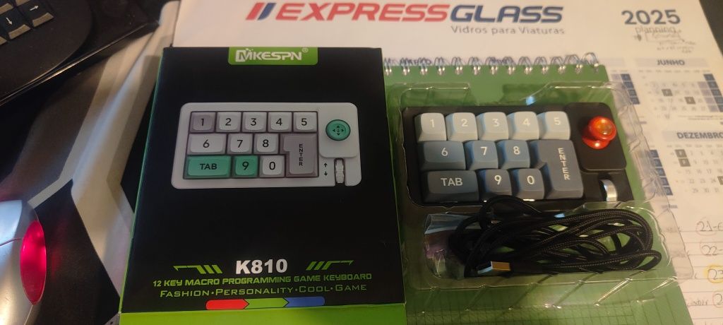 Teclado mecânico com fio