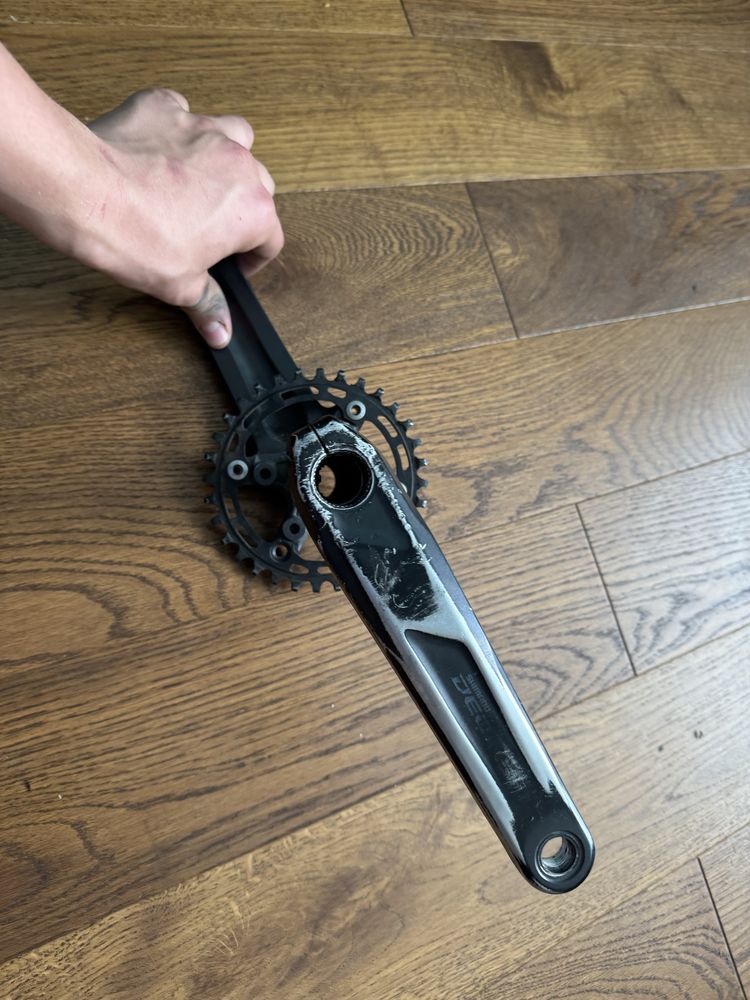 Шатуны shimano deore 175мм + звезда