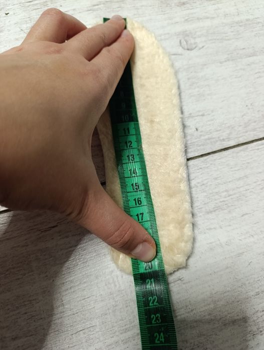 Зимові кросівки для дівчинки