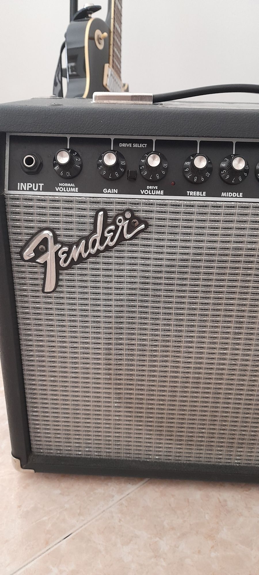 Fender 25R Frontman
