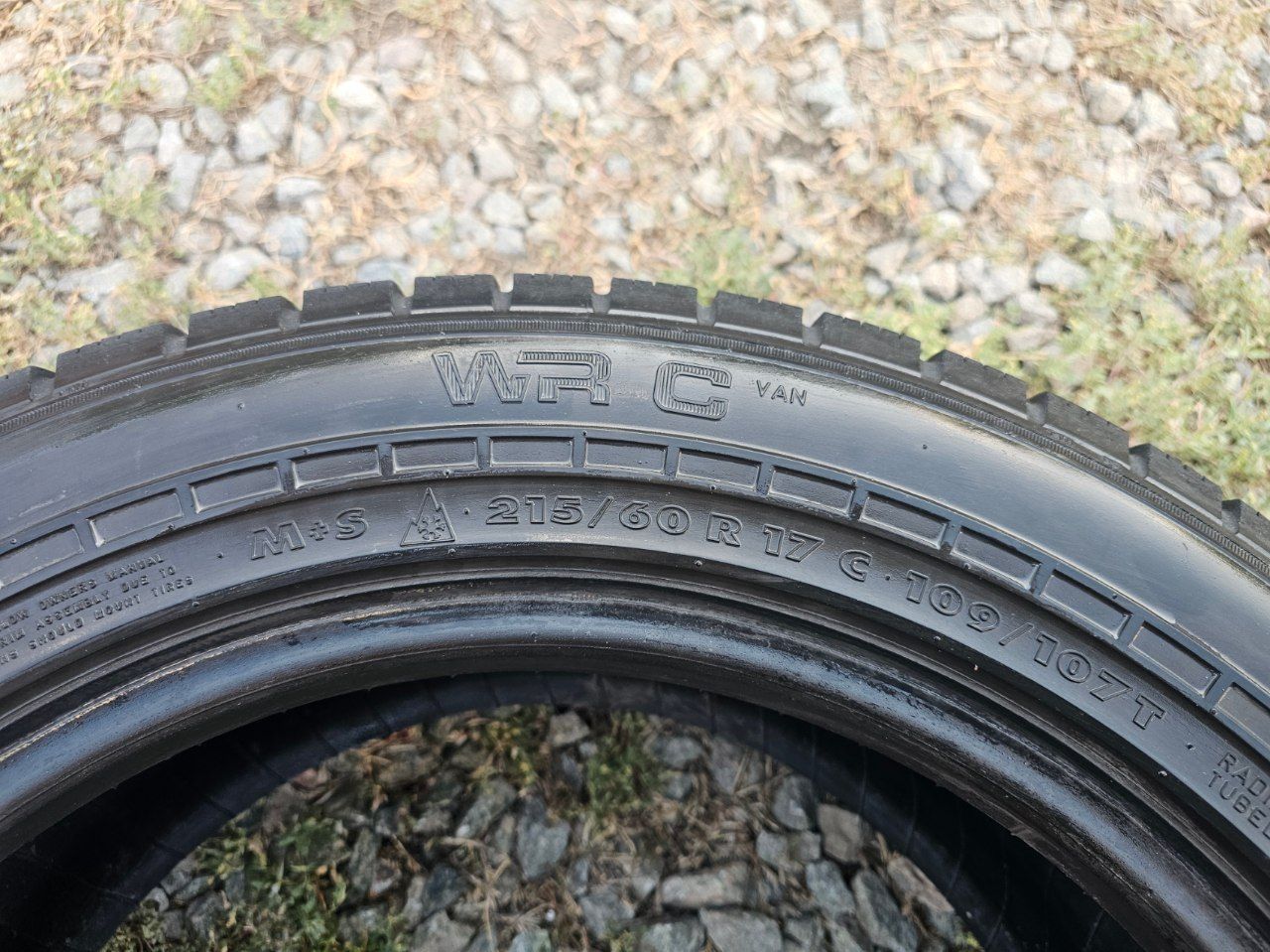 Nokian wrc van 215/60 r17 c