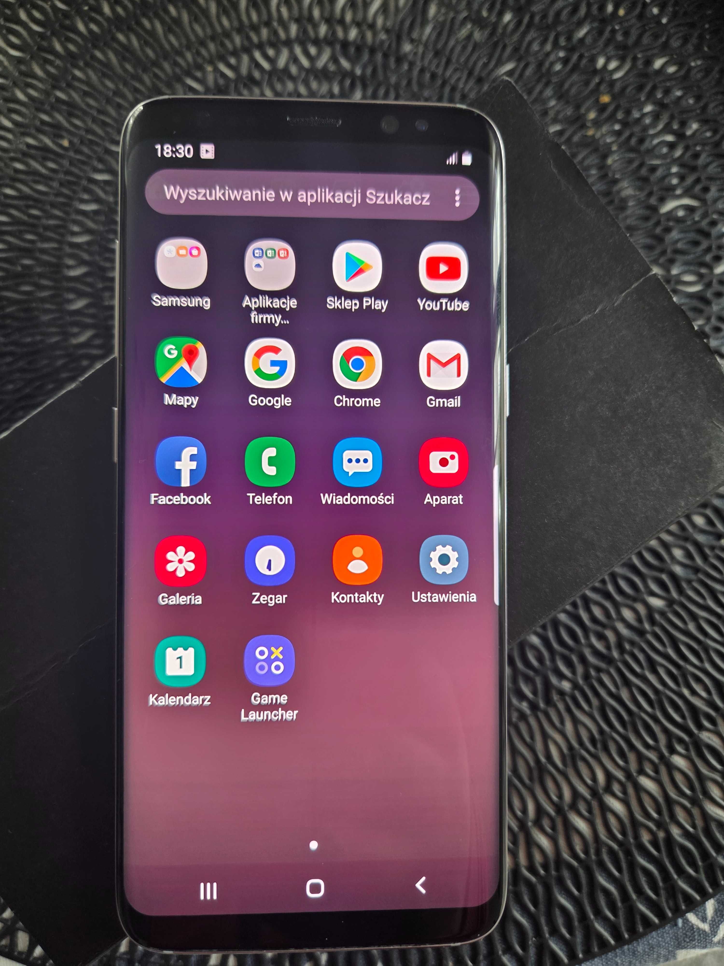 Sprzrdam samsunga s8 w bardzo dobrym stanie