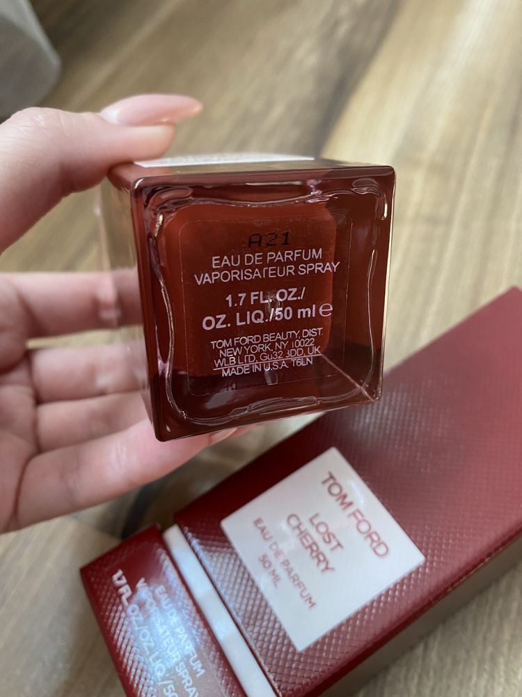 Tom Ford lost cherry оригінал розпив від 2 мл.