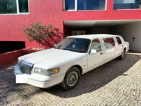 Limousine Lincoln Towncar- Ligeiro