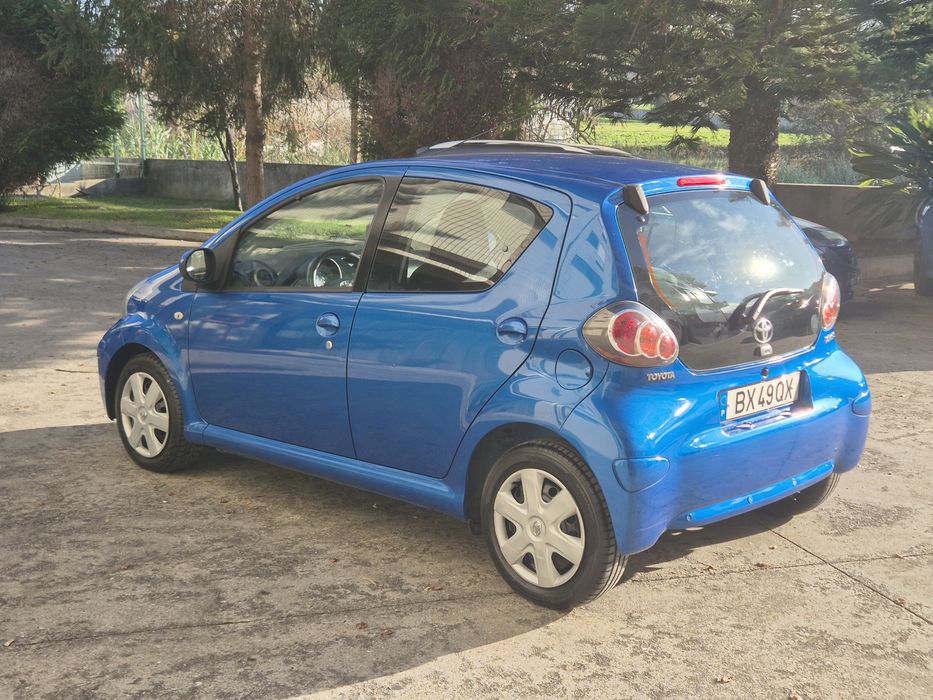 Toyota Aygo 1.0 com AC