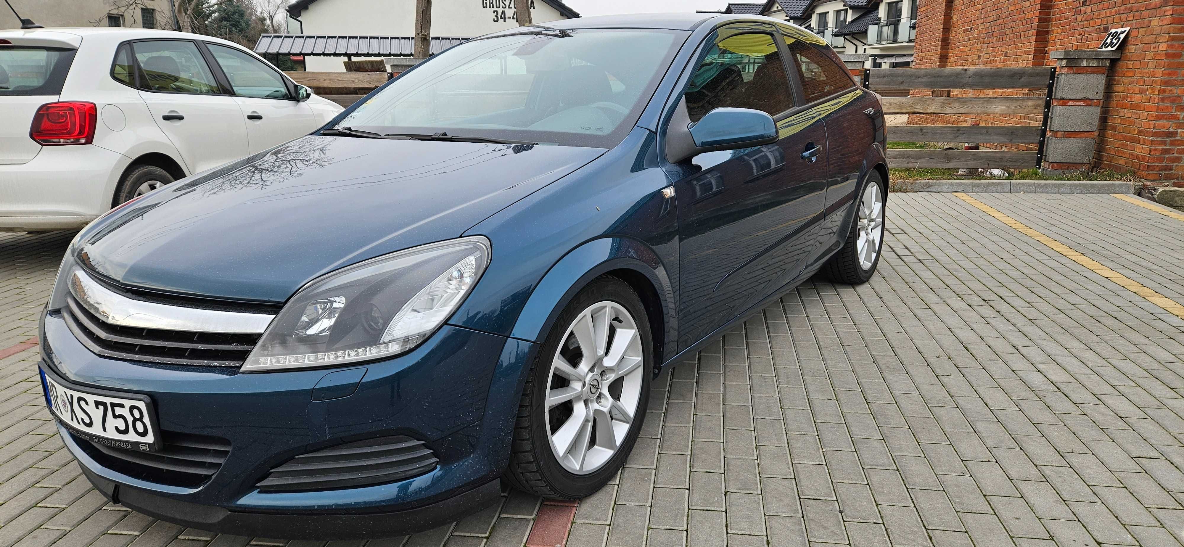 Astra H GTC Sport 1.8 benz stan bdb PIĘKNA!!!