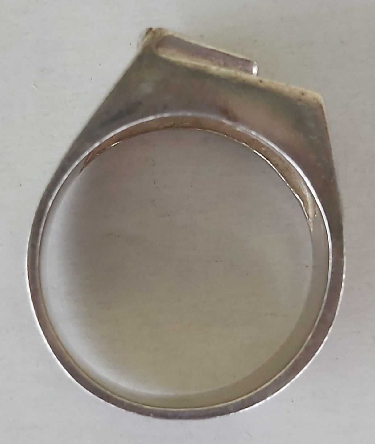 Srebrny Pierścionek z Cyrkonią Rozmiar 13 Średnica 16,8mm Próba 925