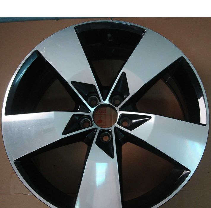 Felga aluminiowa VOLVO  19" C40 XC40 XC60 V90CC