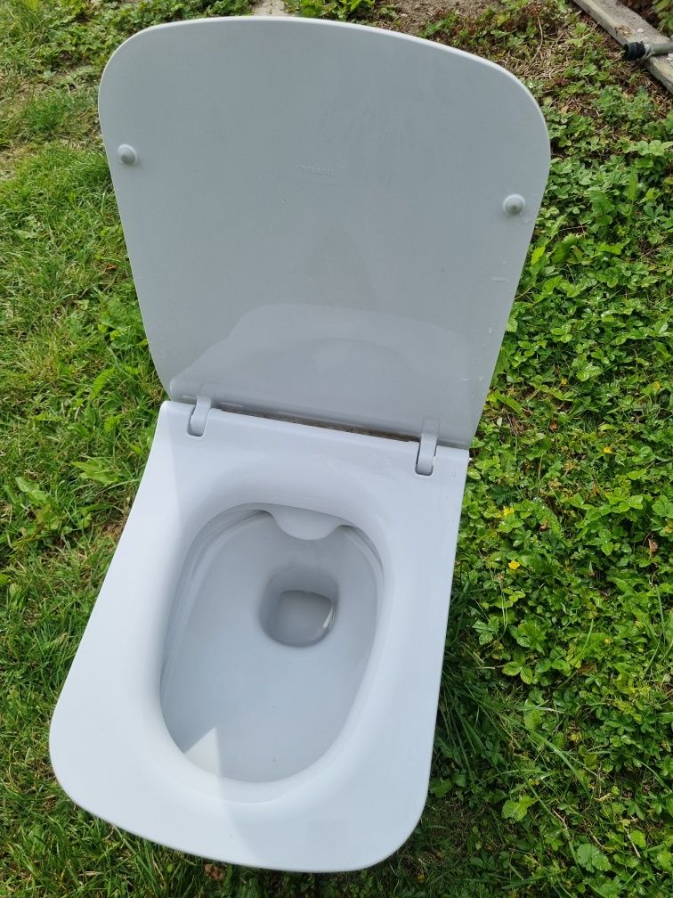 WC podwieszane toaleta komplet ceresanit grohe