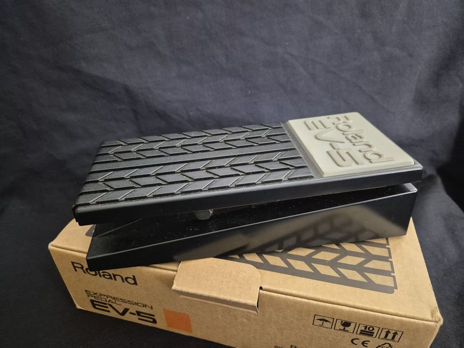 Roland EV-5 Expression pedal